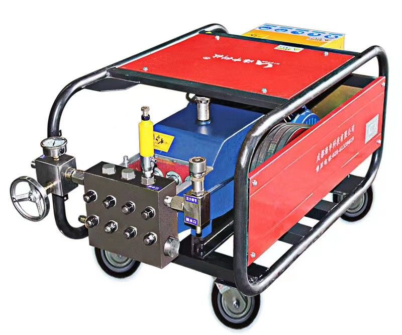 7.5kw Industrial Water Jet Cleaning Machine Adjustable Working Pressure